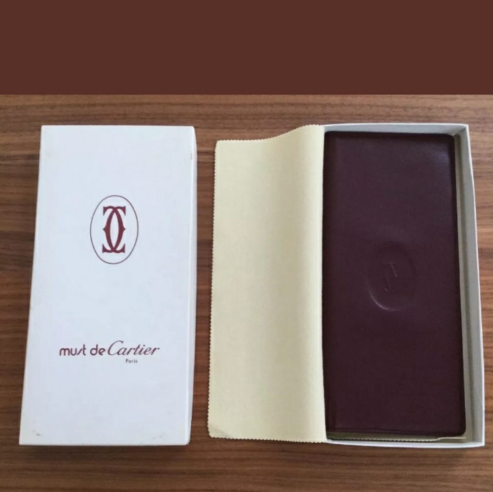 MUST DE CARTIER BORDEAUX/BURGUNDY FOLDING WALLET